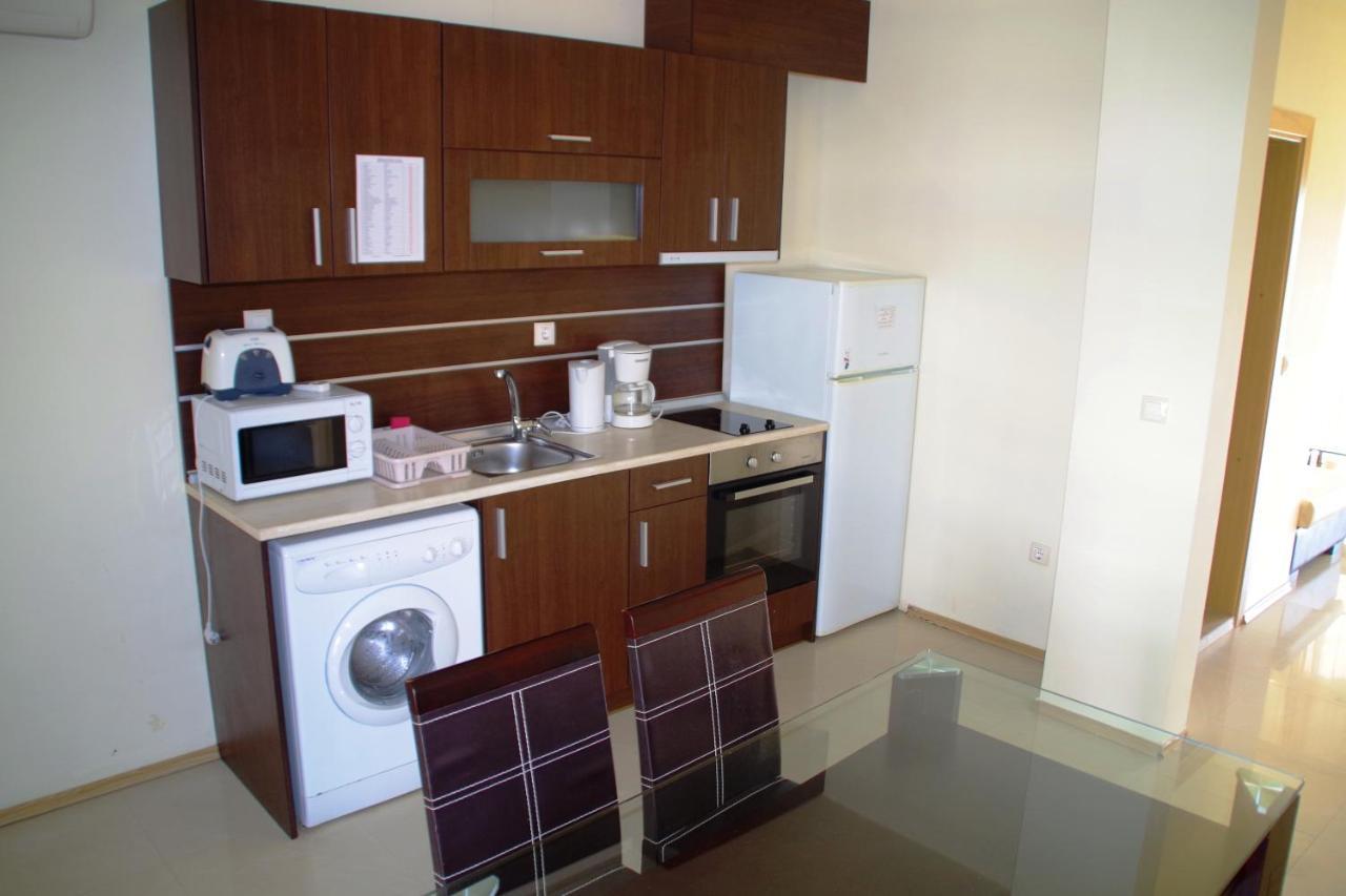 Azura Garden Apartments 체르노모레츠 외부 사진