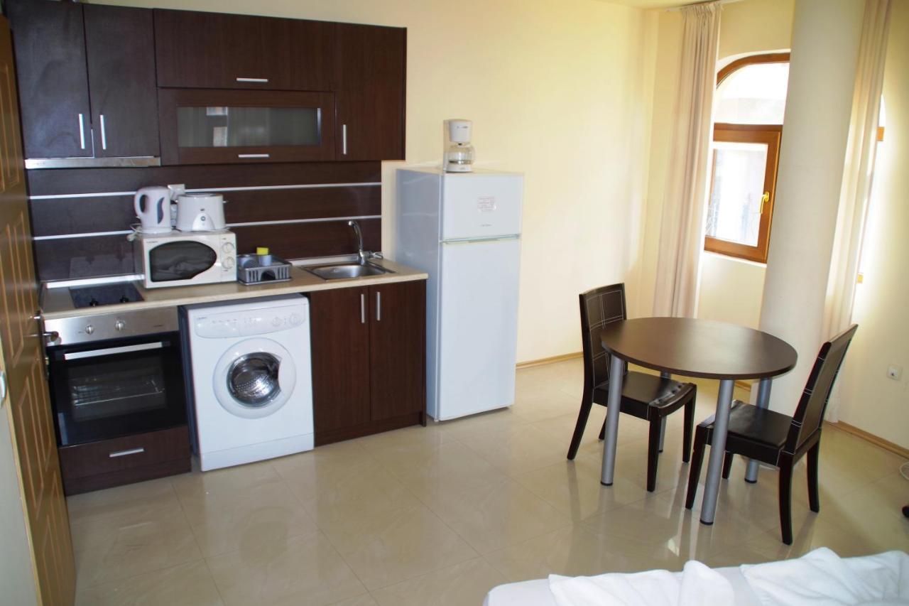 Azura Garden Apartments 체르노모레츠 외부 사진