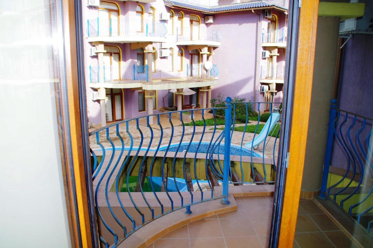 Azura Garden Apartments 체르노모레츠 외부 사진
