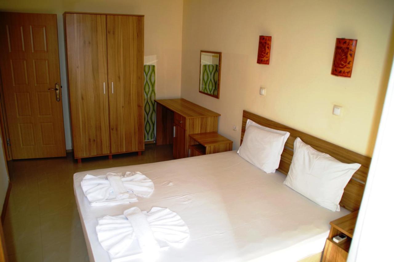 Azura Garden Apartments 체르노모레츠 외부 사진