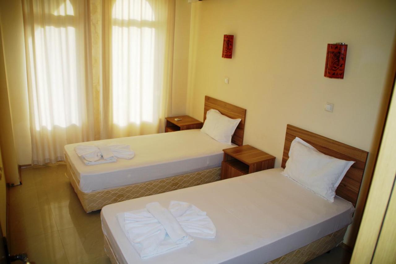 Azura Garden Apartments 체르노모레츠 외부 사진